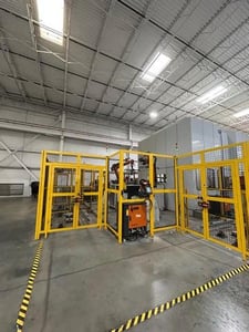 Kuka, KR 270 R2700, 6-Axis Robot, 270 kg Payload, 106" Reach, KRC4 Controller, Teach Pendant, 2018 (8