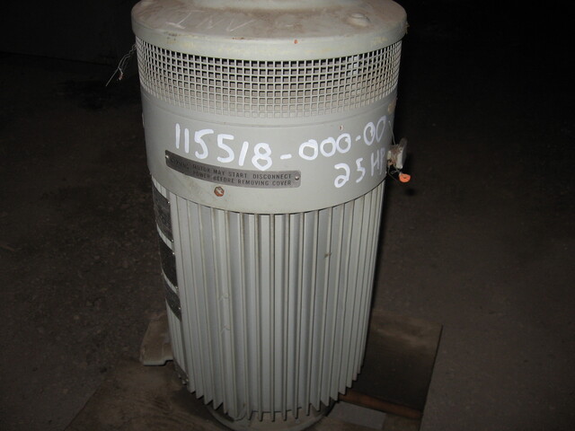 25 HP 3530 RPM General Electric, Frame D286TP10, TEFC, VHS, vertical hollow shaft, vertical hollow shaft