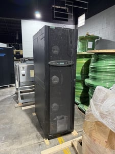 APC #ACRC501, In-Row Chilled Water Cooling Unit, 43.7 KW, 6900 cfm, 23.62" cabinet width, 42°-55°F entering