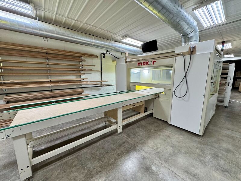 Makor #S-ONE-M, Automatic Reciprocating Spray Finishing System, 145-5/8" x 43-1/4" working area, 96" x 48" x
