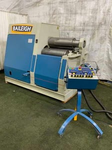 31" x 3/4" Baileigh #M0730-C/S, hydraulic 4-roll plate bending rolls, digital roll display, 7.5 HP