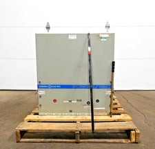 1200 Amps, General Electric #VB-7.2-500-3, power vac vacuum circuit break, 8.25 KV, 33 KA, 95 KV BIL, 125