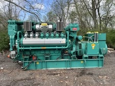 1,100 KW Cummins #QSV81G, natural gas generator set, 480V., 3-Ph., 60 Hz, prime, 1200 RPM, open skid, 7393