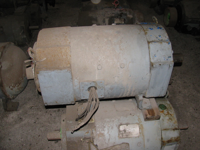 20 HP 1750 RPM General Electric, Frame 327AT, 240 Volts, TENV, Shunt, DC Motor