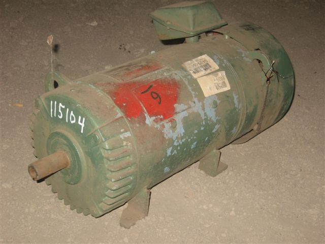 5 HP 1750/2300 RPM General Electric, Frame 189AT, 250 Volts, TEFC, Shunt, DC Motor
