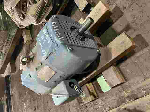 5 HP 1750/3000 RPM General Electric, Frame CD256, 240 Volts, TEFC, Shunt, DC Motor