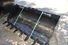 75" Paladin #107024, High-Capacity Bucket w/ Teeth, 75" bucket width