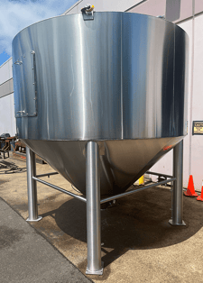 450 cu.ft., Grist Case, 304 Stainless Steel, 3,172 gallon, 132-9/16" H x 110-1/4" width, 11" inlet, 6"