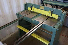 16 Wysong & Miles #1636, Stomp Shear, 26" back gauge, 14" x 36" front apron, front squaring arms, 1977