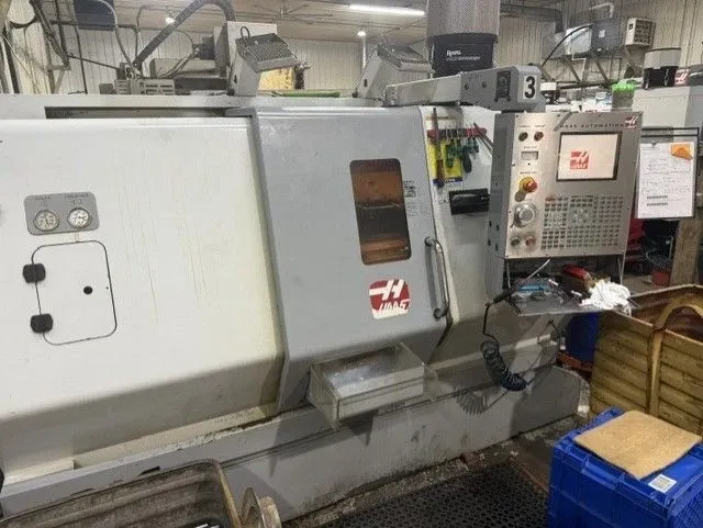 Haas #SL-20T, CNC Lathe, 23" swing, 24" machining length, 10.3" turning diameter, 2" bar, 20 HP, 4000 RPM