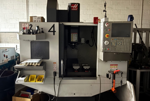 Haas #DM-2, CNC Vertical Machining Center, 28" X, 16" Y, 15.5" Z, 34" x 15" table, 15 HP, 10,000 RPM, CAT 40