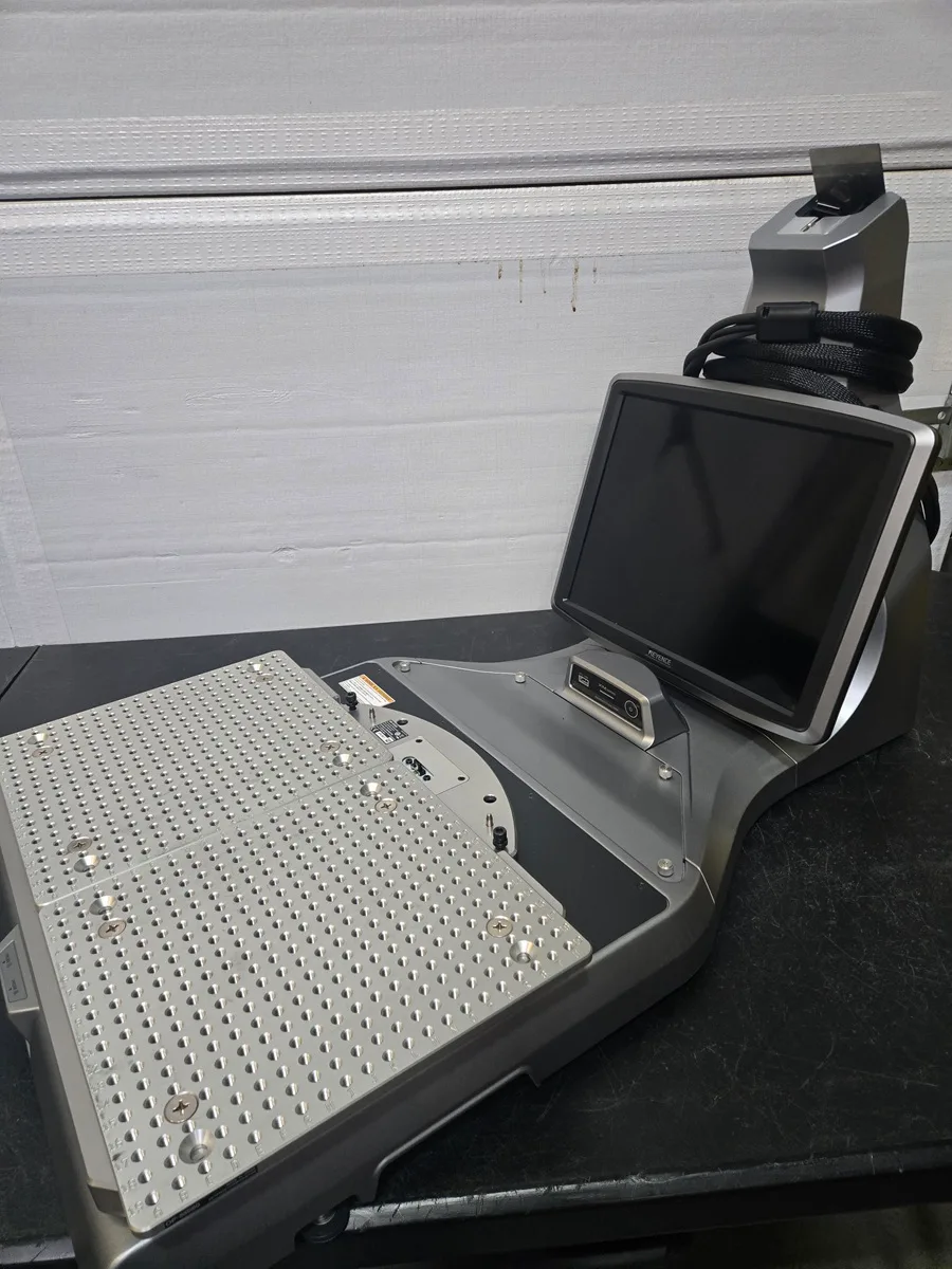Keyence #XM-T2200, Handheld Coordinate Measuring Machine, 23.62" x 11.81" x 7.87" measuring range, 55 lb.