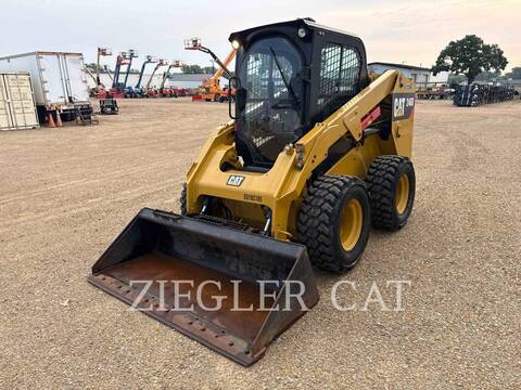Cat 246D, Skid Steer Loader, 2294 hours, S/N: BYF01068, 2014
