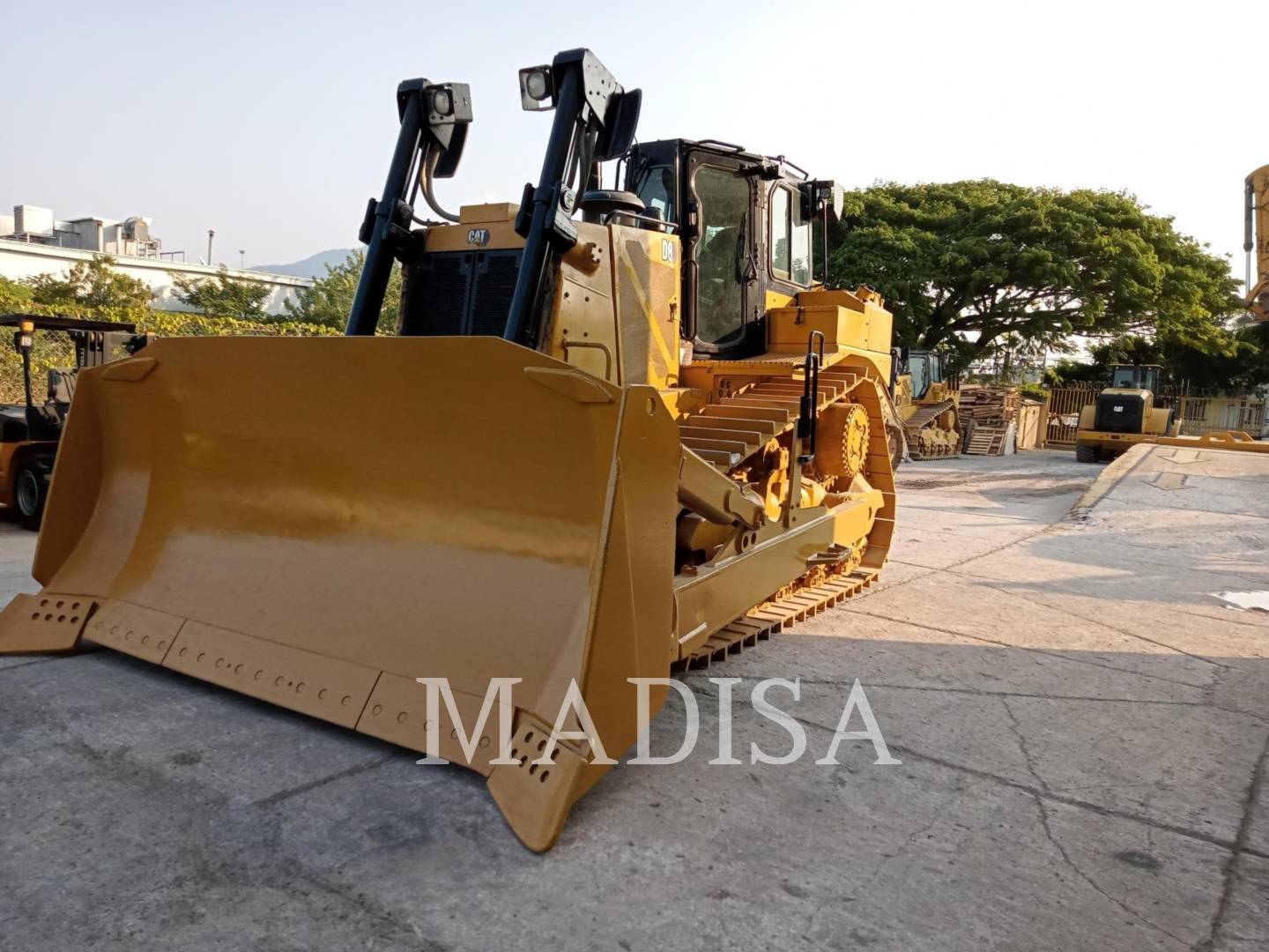 Caterpillar D8-19, 5978 hours, S/N: AE800353, 2022