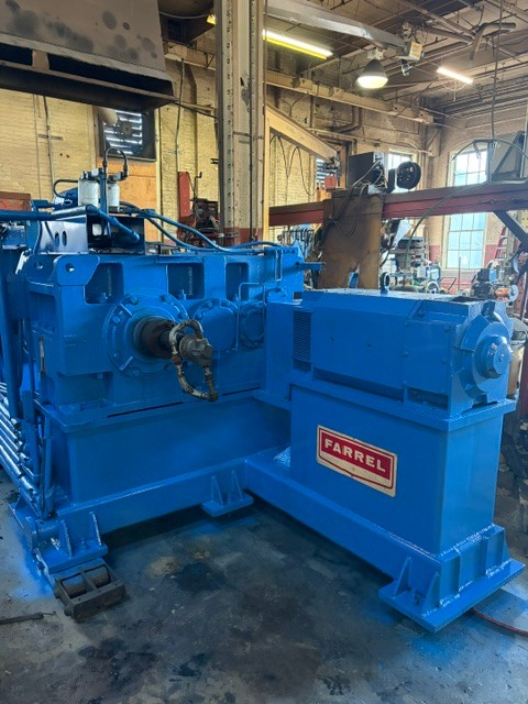 10" Farrel, hot feed dump extruder, 6:1 L\D, 17" x 30" feed opening, 150 HP Reliance DC motor
