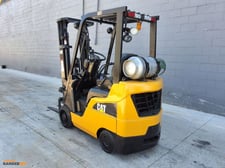 3,500 LB Caterpillar #C3500, Propane Forklift, 187" lift height, 42" forks, 3 stage mast, side shift, 17675