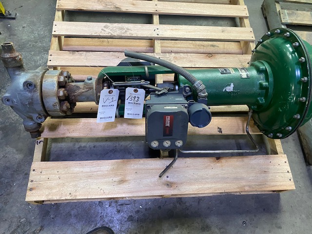 Fisher #667, Control Valve, Size 45 actuator, 10-30 bench set, 1-1/2" travel, 6-30 psi operating range