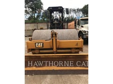Caterpillar CS56B, Compactor, 2357 hours, S/N: L8H00157, 2013