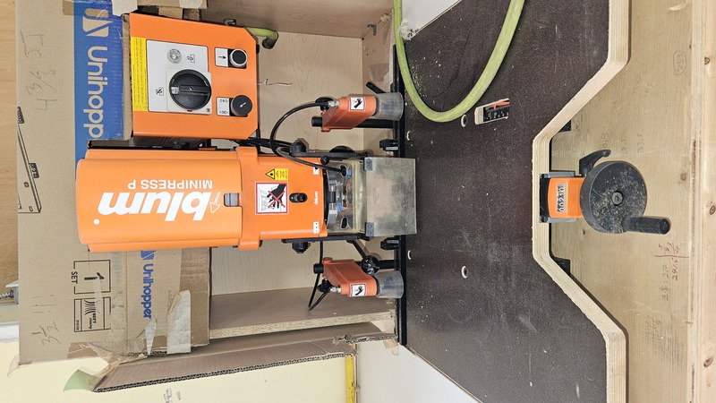Blum #M53.1053-CA, Vertical Pneumatic Minipress Boring & Insertion Machine, 35 mm hinge cup boring, 220 V.