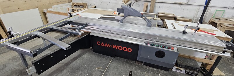Castaly #TS-P3200-AU, Sliding Table Saw, 126" cut length, 10' anodized aluminum sliding carriage, scoring