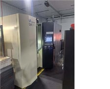 Makino #DA300, 5-Axis Vertical Machining Center, 17.7" X, 25.6" Y, 19.7" Z, 14.8 HP, 20,000 RPM, HSK A63