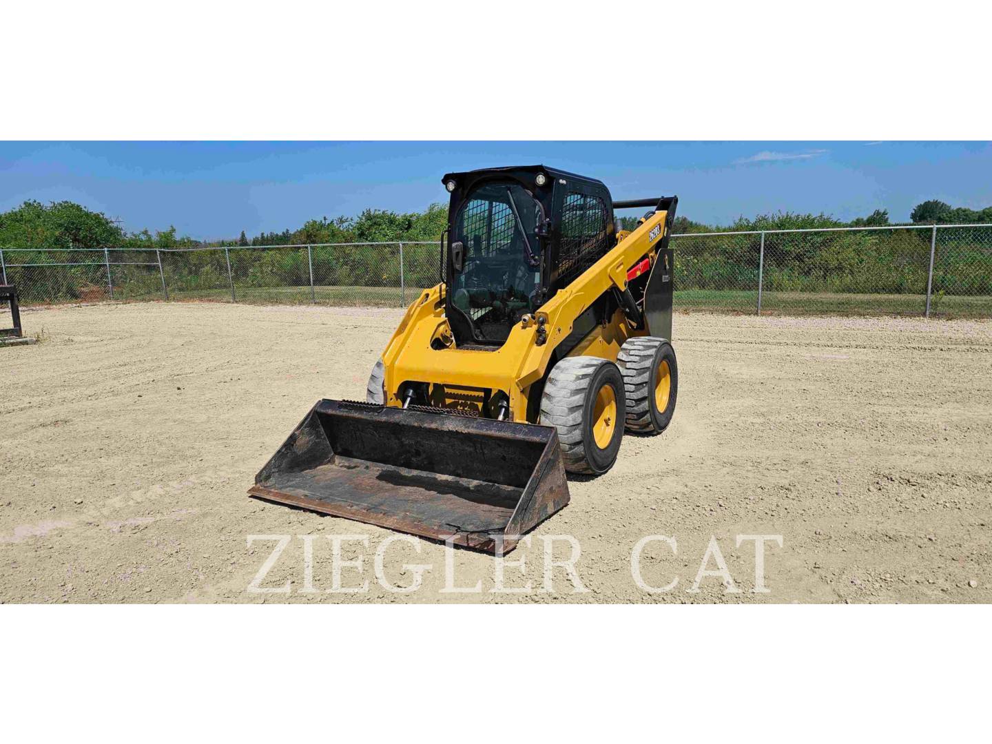 Cat 262D3, Skid Steer Loader, 704 hours, S/N: ZB202597, 2020