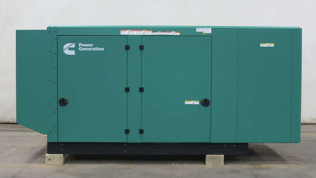 150 KW Cummins #C150N6, NG/ propane generator set, 120/208 Volts, 240 HP @ 1800 RPM, QSJ8.9G enigne, EPA