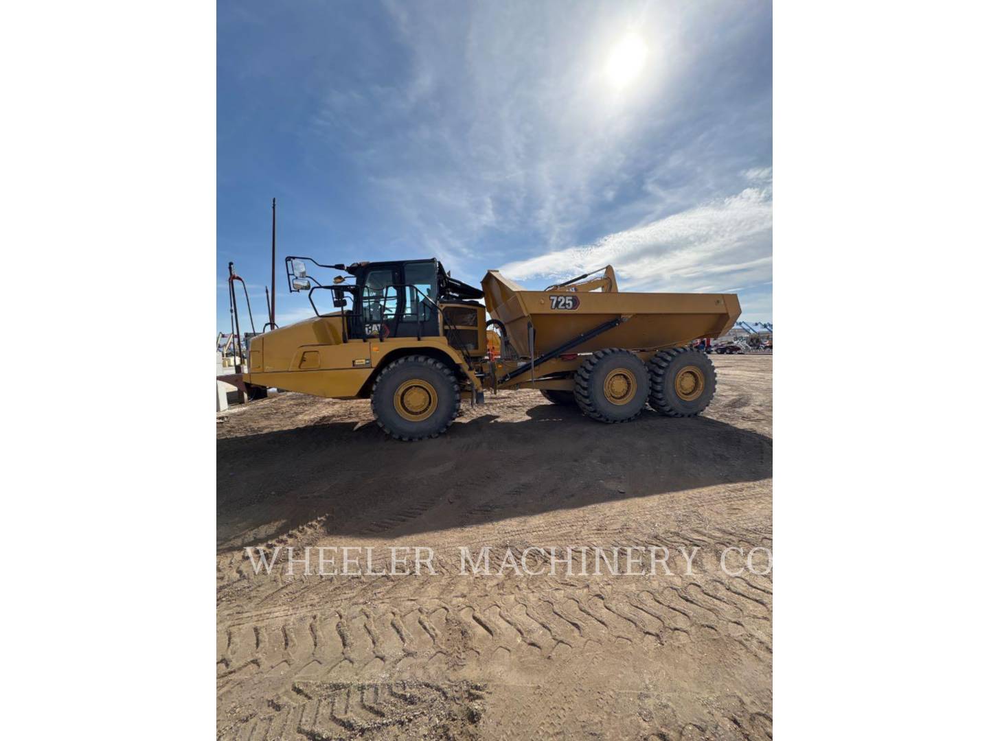Caterpillar 725, Articulated Truck, 1324 hours, S/N: 3T901148, 2024