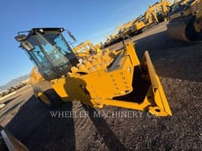 Caterpillar CP16, Vibratory Single Drum Pad, 393 hours, S/N: 7M700110, 2026