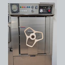 Amsco #Vacamatic-A, Autoclave, 48" L x 24" width x 35.5" H chamber, 23.6 cu.ft. volume, manual controls, 1975