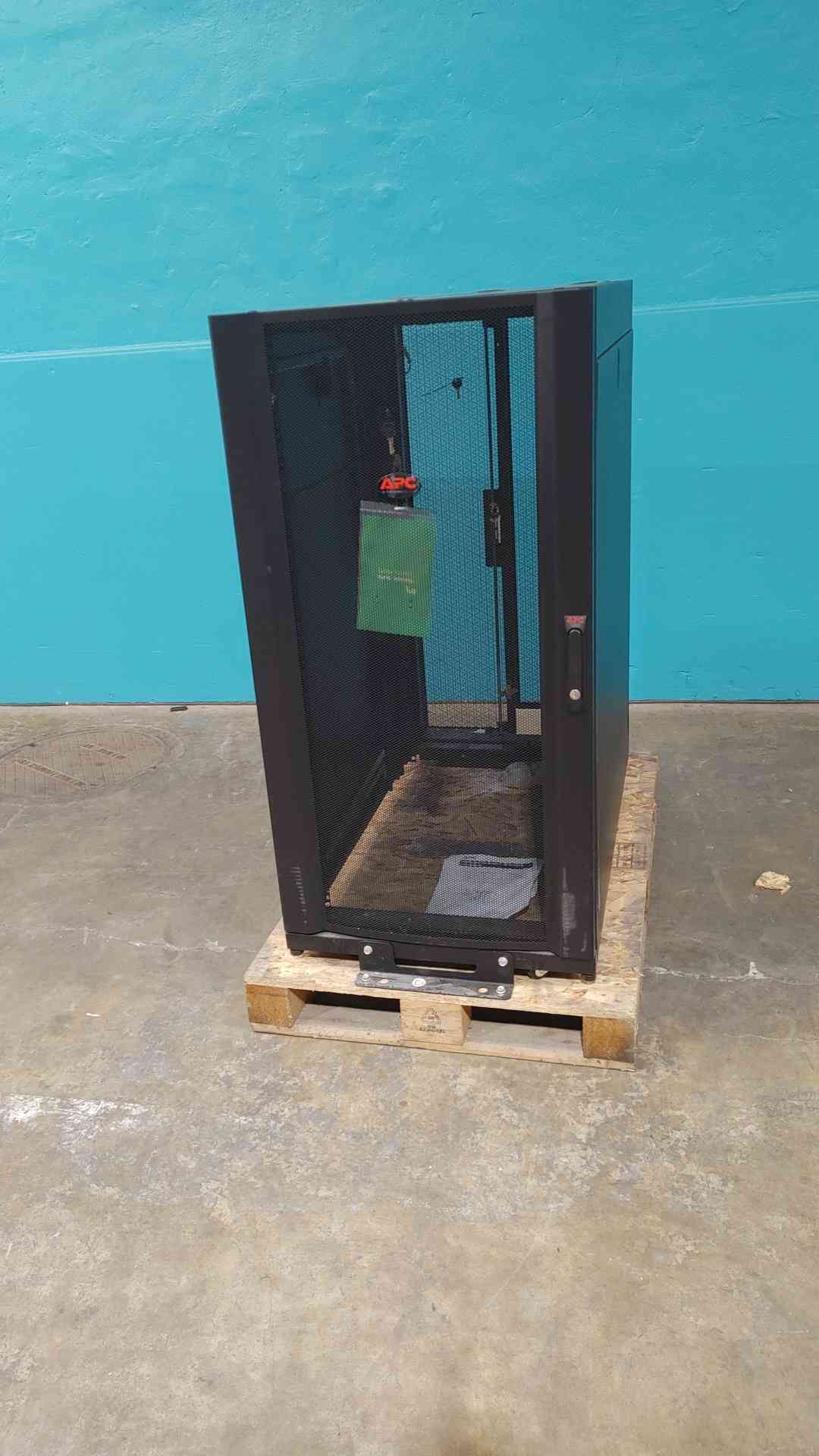 APC, NetShelter SX, #E242296, 42U server rack enclosure cabinet, locking doors