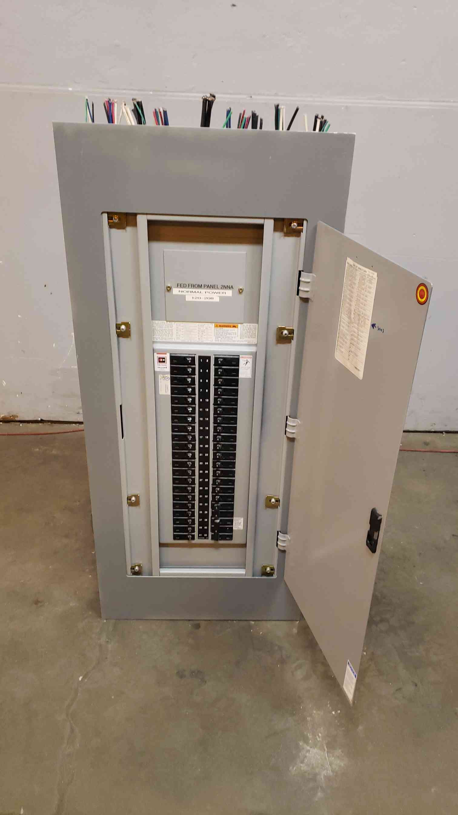 225 Amp. Cutler-Hammer, panelboard, 120/208 Volts, PRL-1a, 3 phase, loaded w/ 40x BAB breakers