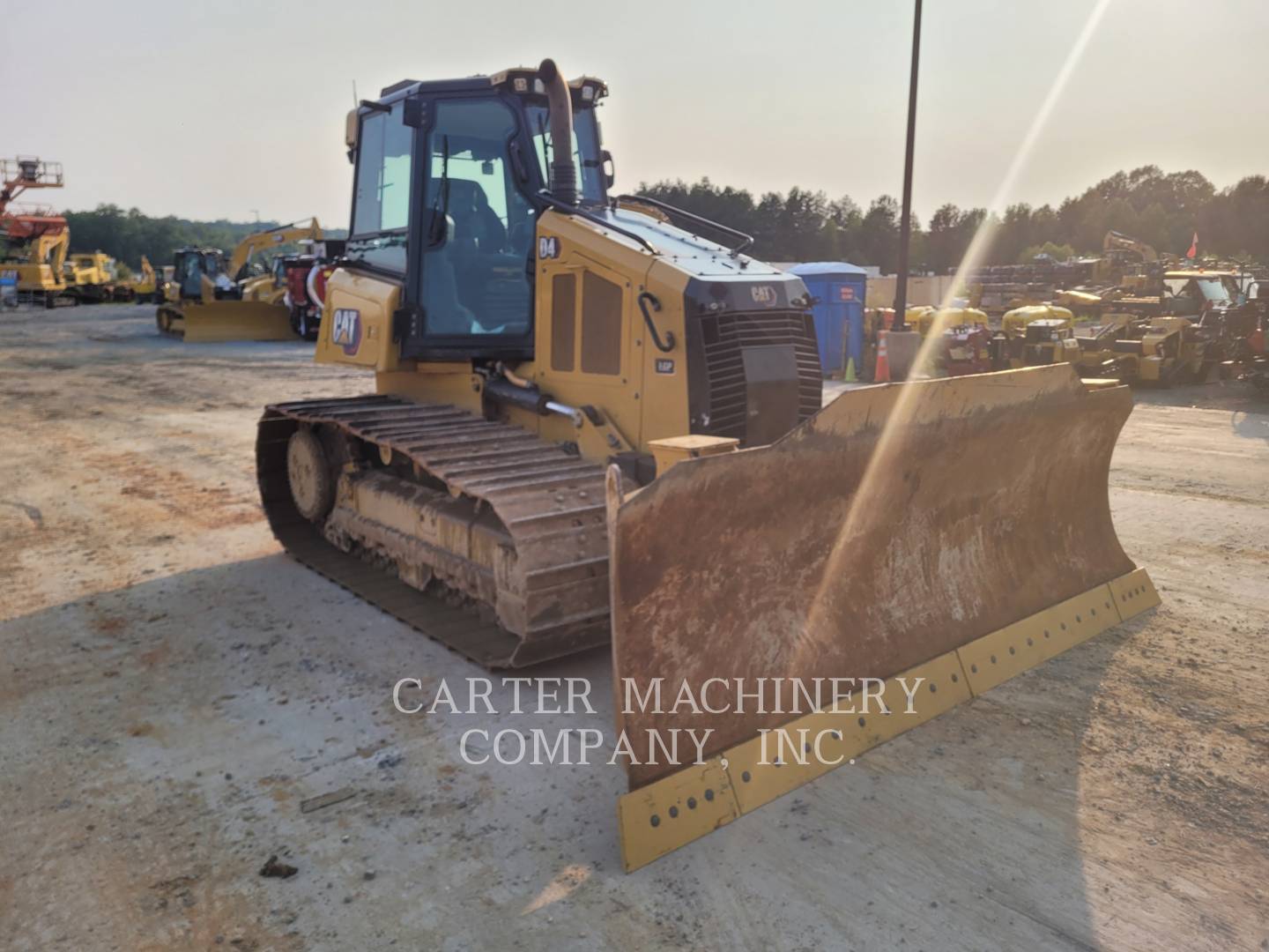 Caterpillar D4-16VP, 7638 hours, S/N: RLT00363, 2022