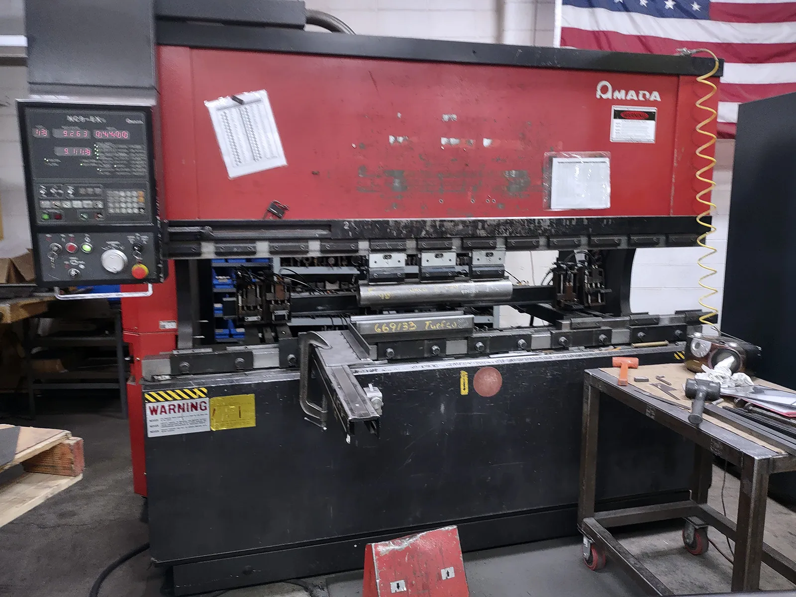 100 Ton, Amada #FBD-1025, CNC press brake, 8.2' overall, 98" bed, 3.9" stroke, 15.9" throat, 14.7" open
