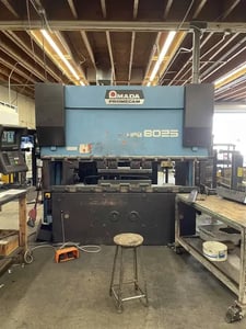 88 Ton, Amada #HFB-8025, CNC Hydraulic Press Brake, 8.3' bed, 83.4" between housing, 7.8" stroke, 1.7'