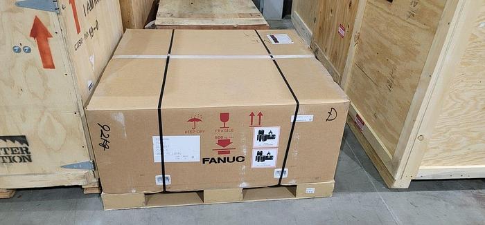 Fanuc LR-Mate-200iD/7L, 6-Axis Articulated Robot, 7 kg payload, 911mm reach, R-30iB Mate Plus controller, 2020