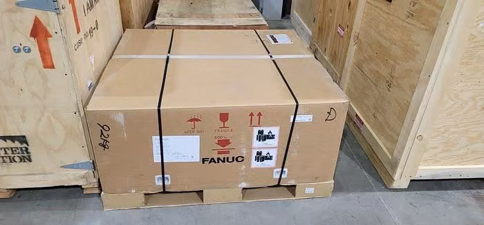 Fanuc LR-Mate-200iD/7L, 6-Axis Articulated Robot, 7 kg payload, 911mm reach, R-30iB Mate Plus controller, 2020