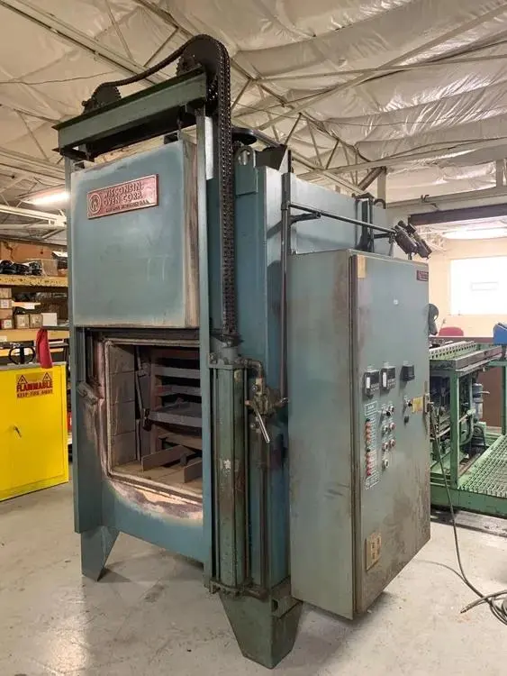 24" width x 18" H x 36" D Wisconsin #SDB-436-12G, Gas-Fired Batch Temper Furnace, 1250°F, 185,000 BTU, 480 V.