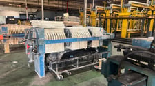 24.75" x 24.75" x 2.250" JWI #630G32-33-10DNLS, (22) plates, Pneumatic Close, 24" Risers, 1995, Tag #16435