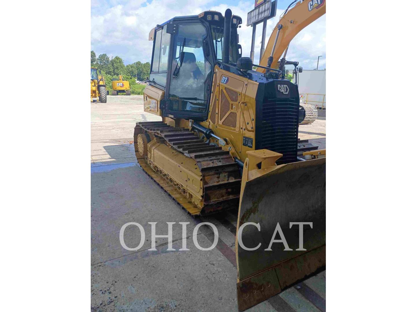 Caterpillar D3 XL, 151 hours, S/N: XKW04899, 2024