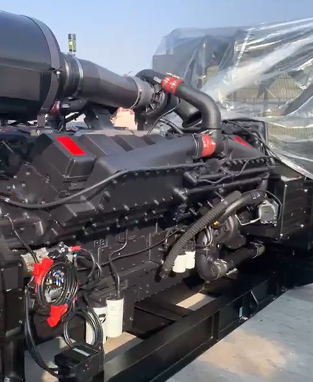1134 KW Cummins #KTA50-G3, diesel generator set, 480 Volts, 60 Hz., 1800 RPM, Stamford alternator S6LD-G4/