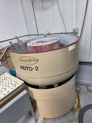 10 cu.ft. Roto-Finish #ER-1011, vibratory finisher, 7 HP, 3 Ph., 4500 lb.