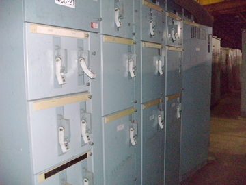 Furnas System 89, low voltage motor control, (2) 200 HP reduced voltage, (3) size 4, (3) size 1