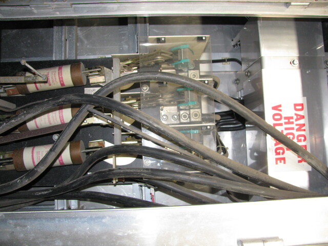 Westinghouse, low voltage motor control, (7) size 1, (2) 100 Amp fused disconnects