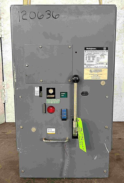 3200 Amps, Westinghouse #DS632, air circuit breaker, 635/508/254 Volts, electrically operated (2 available)