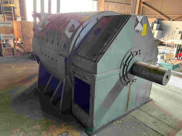 800 HP 225/900 RPM General Electric, Frame MCD9962, 700 Volts, Shunt, DC Motor 3 available)