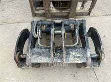 Cat Quick Coupler, S/N: 0X0702674,