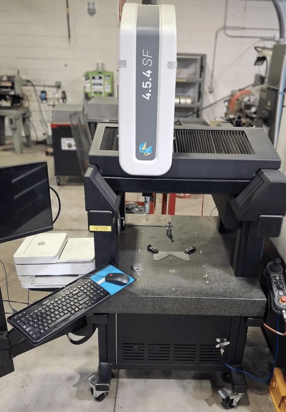 Hexagon #4.5.4-SF, coordinate measuring machine, 14" X, 20.2" Y, 13.9" Z, HH-T manual probe, PC-DMIS PRO
