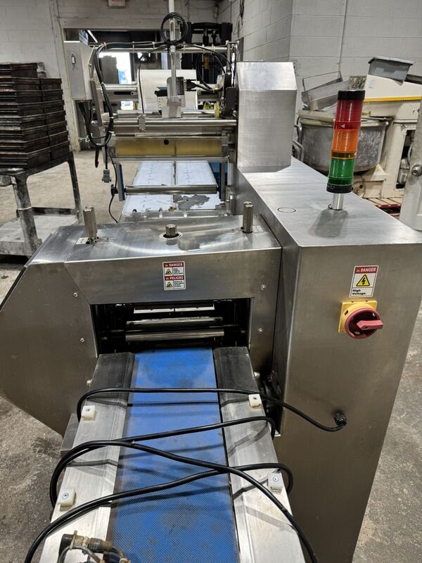 Bessen #Smart-Wrap-350, horizontal flow wrapper, 30-150 PPM, 13" max film size, 10" bag length, 7" touch