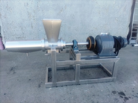 Mill Powder Tech Solutions #HS-800, Stainless Steel Lump Breaker Mill, 16" x 16" infeed hopper, 6" outfeed